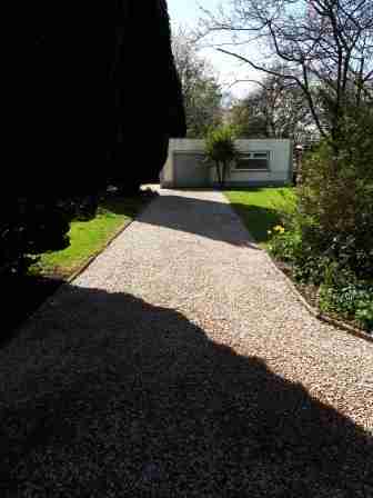 Image of gravel driveway entrance